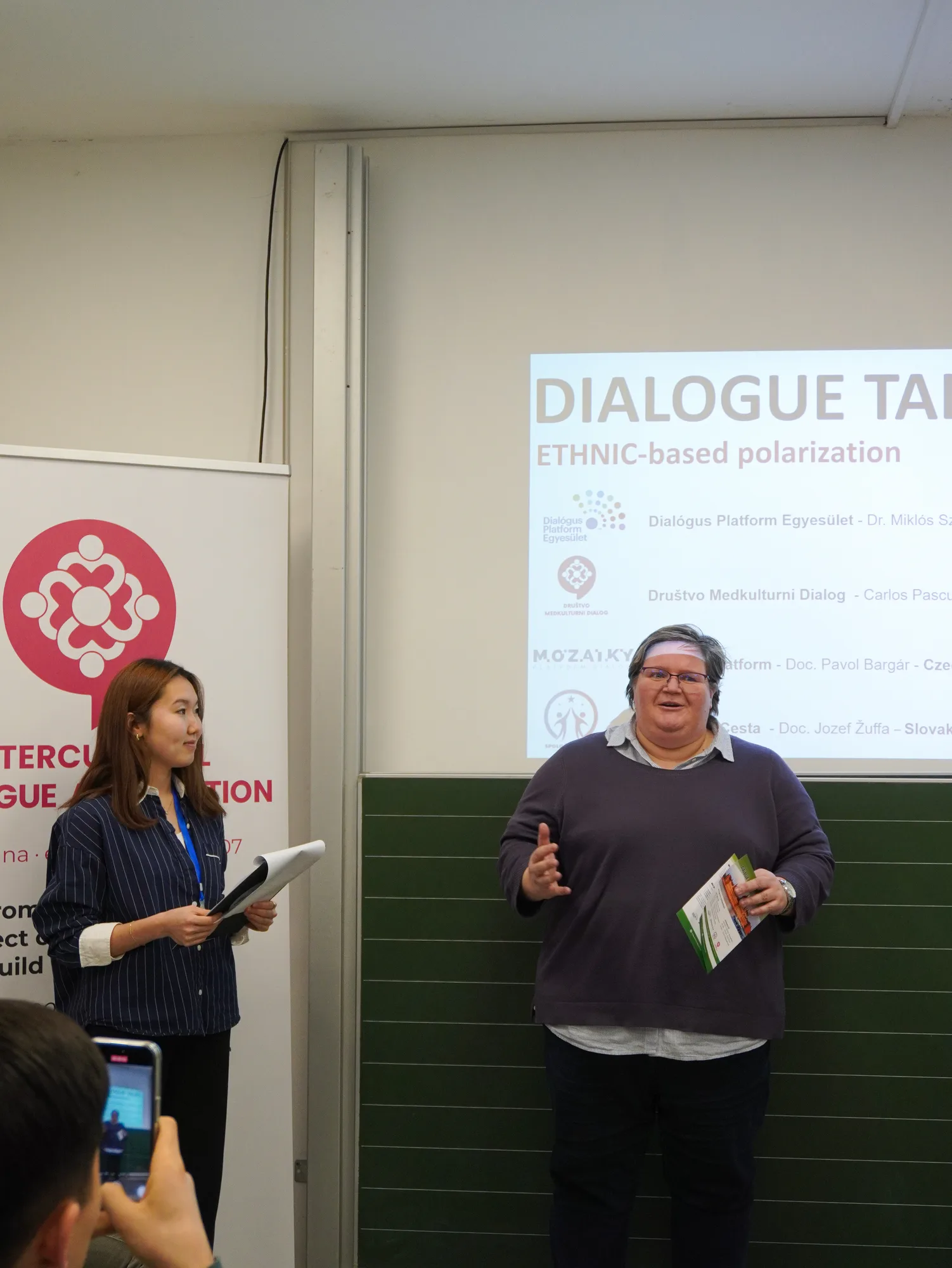 Dialogue Talks panelbeszélgetés