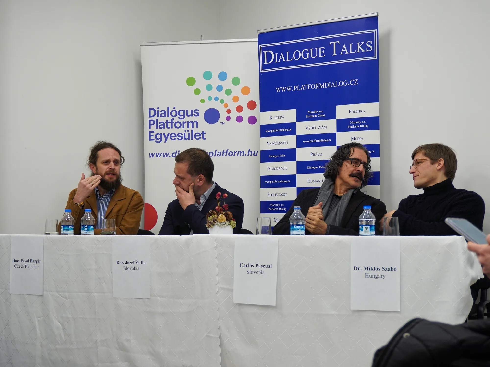 Dialogue Talks panelbeszélgetés