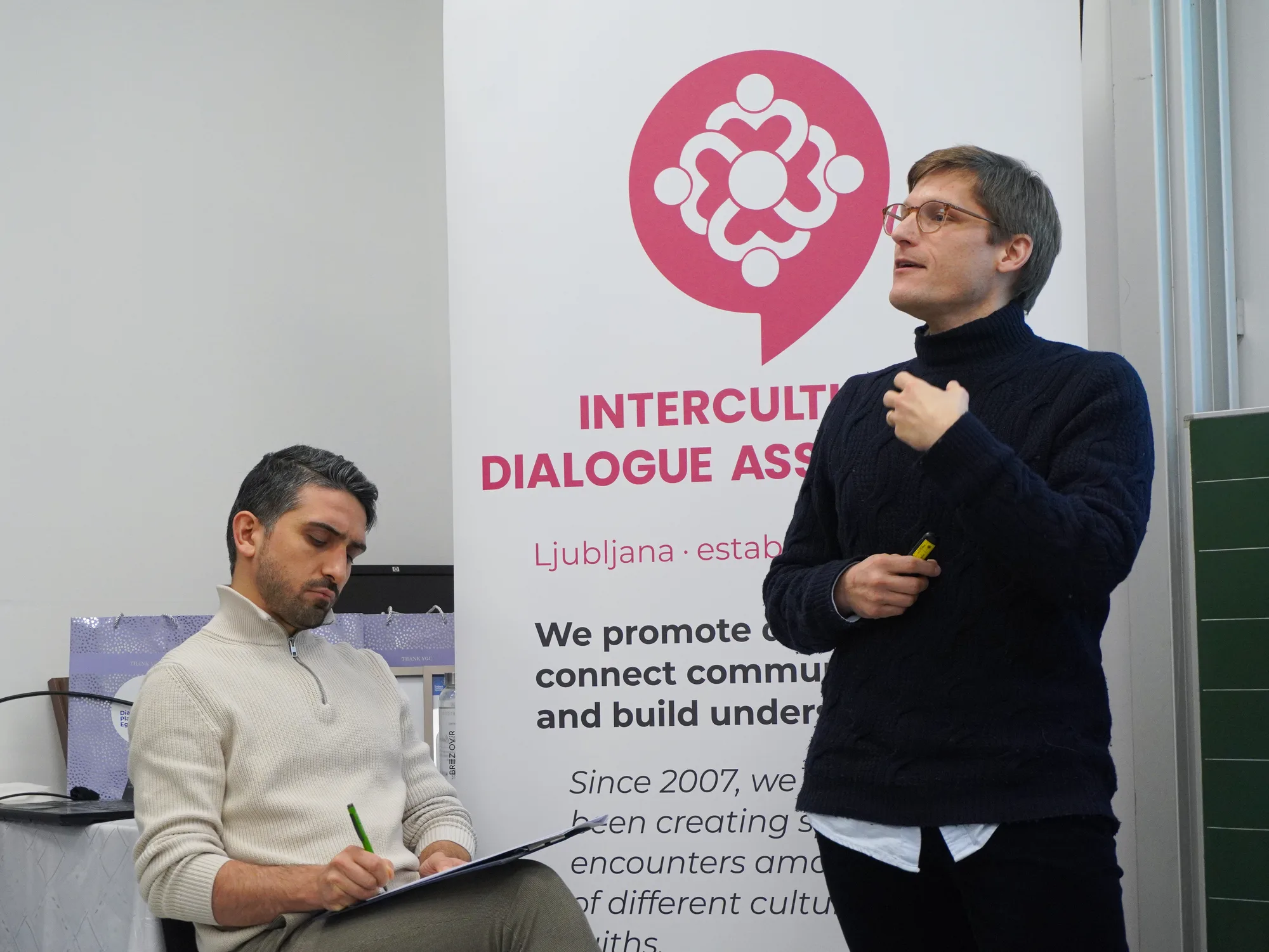 Dialogue Talks panelbeszélgetés